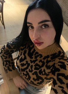 Soraya - escort in Dubai Photo 2 of 4