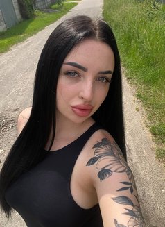 Soraya - escort in Dubai Photo 3 of 4