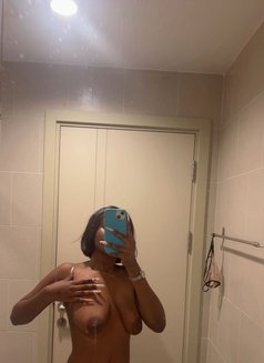 Sosee - puta in Bangkok Photo 7 of 9