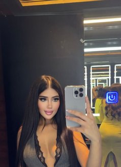 Soso Baby - puta in Riyadh Photo 2 of 7