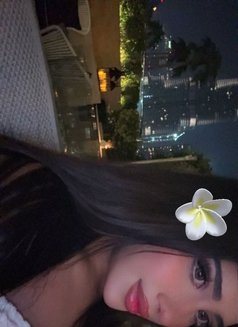 Soso Baby - puta in Riyadh Photo 5 of 7