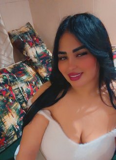 Soso - escort in Casablanca Photo 2 of 3