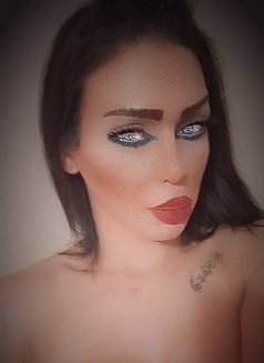 Soso - Transsexual escort in Beirut Photo 8 of 15