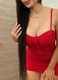 Soso - escort in Dubai Photo 2 of 4