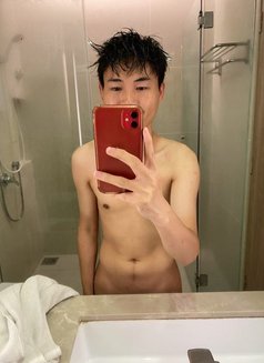 Sotne - Acompañantes masculino in Jakarta Photo 5 of 5