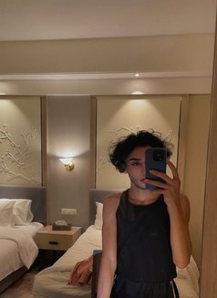 Souhaib - Male escort in Khobar Photo 3 of 3