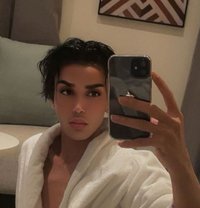 Souhaib - Male escort in Al Sohar