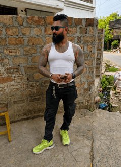Soumen Nag - Male escort in Kolkata Photo 2 of 10