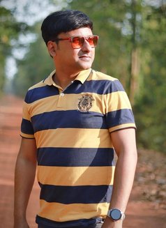 Soumik - Male escort in Kolkata Photo 1 of 6