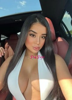 SOUMYA BISHT BPTP MODELS GIRLS - escort in Faridabad Photo 8 of 12