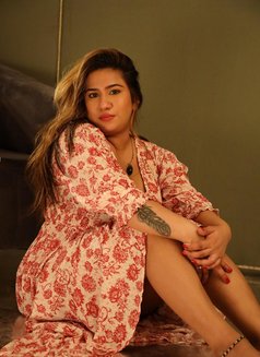 Soumya - escort in Mumbai Photo 1 of 6