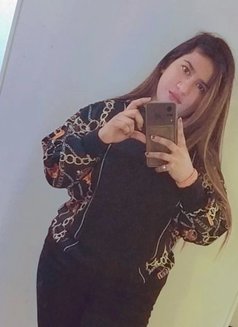 Soumya - escort in Mumbai Photo 3 of 4