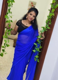 Soundarya Tamil Girl - puta in Abu Dhabi Photo 1 of 5