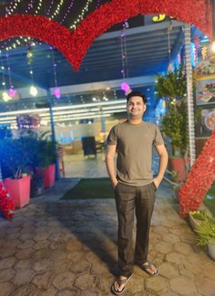 Sourab - Male escort in New Delhi Photo 4 of 8