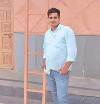 Sourabh - Male adult performer in Chennai