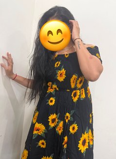 South Indian Actress - escort in Dubai Photo 2 of 4
