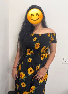 South Indian Actress - escort in Dubai Photo 3 of 4