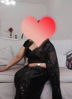 South Indian Bhabhi - escort in Abu Dhabi Photo 1 of 12