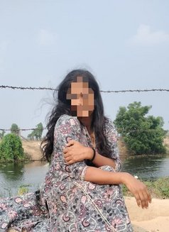 South Indian Gir(Pinky) in Dx D - puta in Dubai Photo 4 of 8