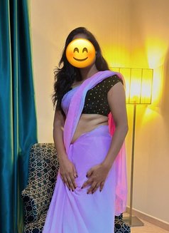 South Indian girl in DxD - puta in Dubai Photo 5 of 5