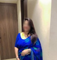 South Indian Housewife Cam Show - puta in Mumbai