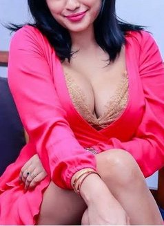 South Indian Sexy Girl - escort in Colombo Photo 4 of 4