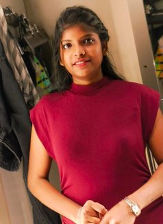 South Indian Young Girl Kavya - escort in Abu Dhabi Photo 1 of 7