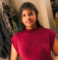 South Indian Young Girl Kavya - escort in Abu Dhabi