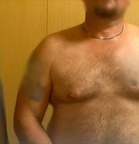 Southern Bear - Acompañantes masculino in Okinawa Island
