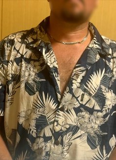 Southern Bear - Acompañantes masculino in Okinawa Island Photo 2 of 2