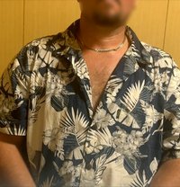 Southern Bear - Acompañantes masculino in Okinawa Island
