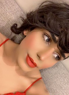 Souzi - Male escort in Casablanca Photo 4 of 4