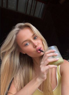 Soviet - puta in Taipei Photo 13 of 14