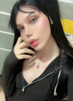 Sozy - Transsexual escort in Amman Photo 12 of 14