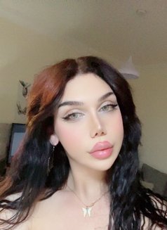 Sozy - Transsexual escort in Amman Photo 12 of 12