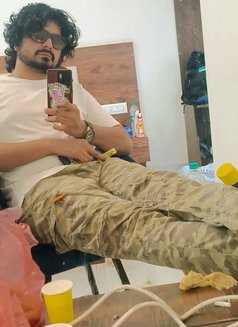 Space - Male adult performer in Bangalore Photo 4 of 11
