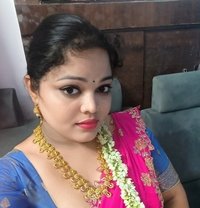 Spandhana - Transsexual escort in Hyderabad