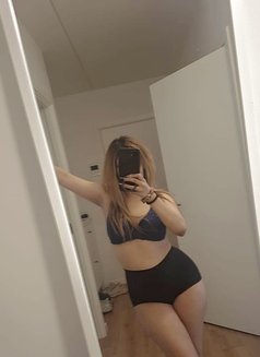 Spanish Latin American Curvy Lady - escort in Kuala Lumpur Photo 8 of 8