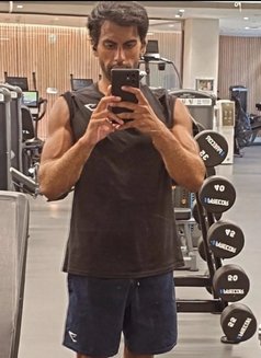 Spanish Muscle - Male escort in Riyadh Photo 3 of 5