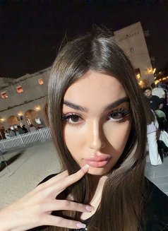 🇪🇸 Spanish Young shemale Versatile - Transsexual escort in Doha Photo 15 of 16