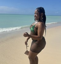 Sparkles - adult performer in Barbados