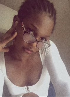 Sparkles - Transsexual escort in Lagos, Nigeria Photo 1 of 4