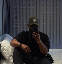 Sparrtacus69 - Male escort in Dubai