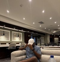 Sparrtacus69 - Male escort in Dubai