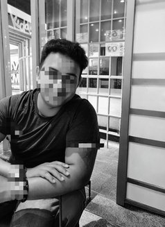 Sparsh (Erotic Massager, Oral & Extra) - masseur in Lucknow Photo 1 of 3