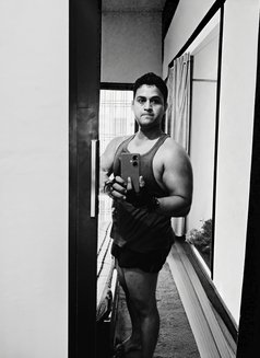 Sparsh (Erotic Massager, Oral & Extra) - masseur in Lucknow Photo 3 of 3