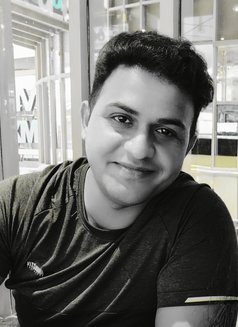 Sparsh - Acompañantes masculino in Lucknow Photo 3 of 4