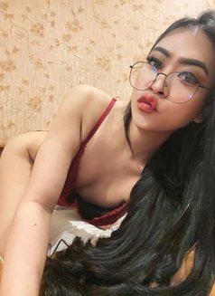 Special Big Dick Can Do Active & Passive - Transsexual escort in Jakarta Photo 2 of 14