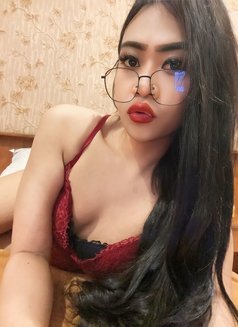 Special Big Dick Can Do Active & Passive - Transsexual escort in Jakarta Photo 4 of 14