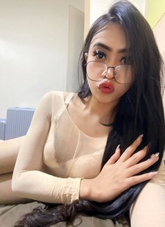 Special Big Dick Can Do Active & Passive - Transsexual escort in Jakarta Photo 7 of 14